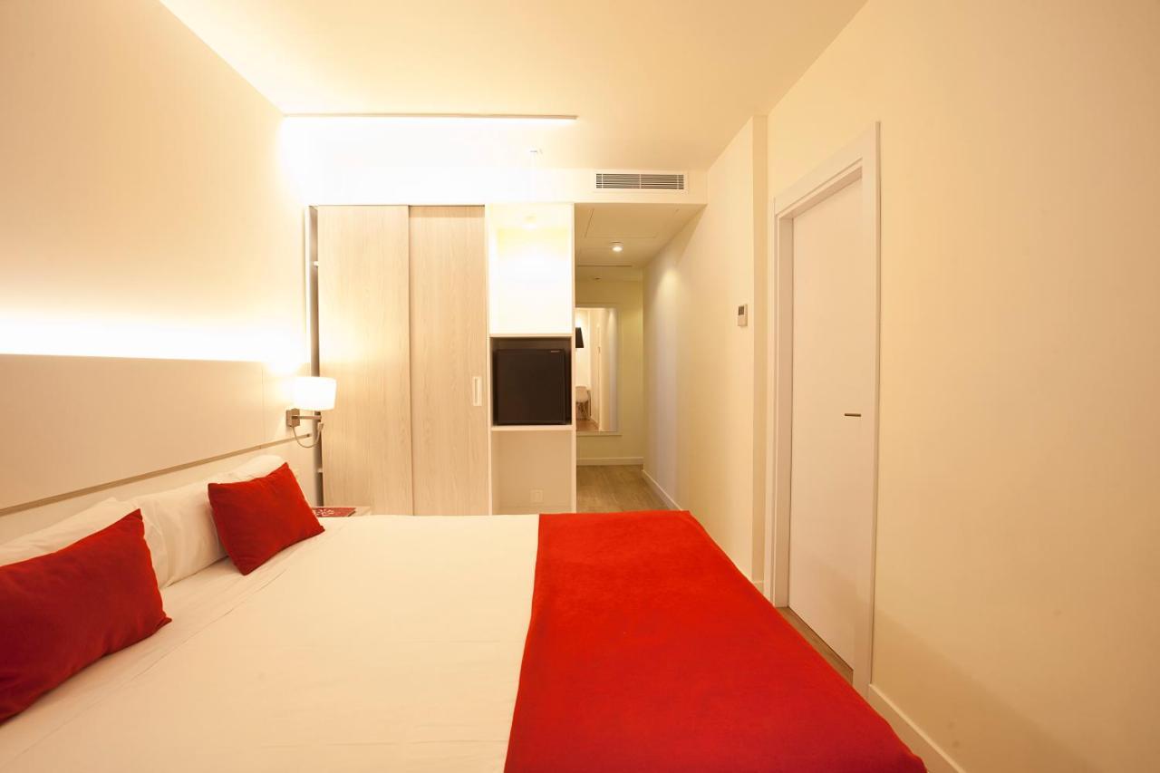 Hotel Pompaelo Plaza Del Ayuntamiento & Spa Παμπλόνα Εξωτερικό φωτογραφία
